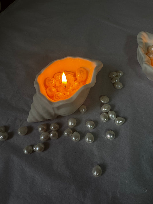 Aphrodite’s Whispers (Set of 2 Shell Candles)